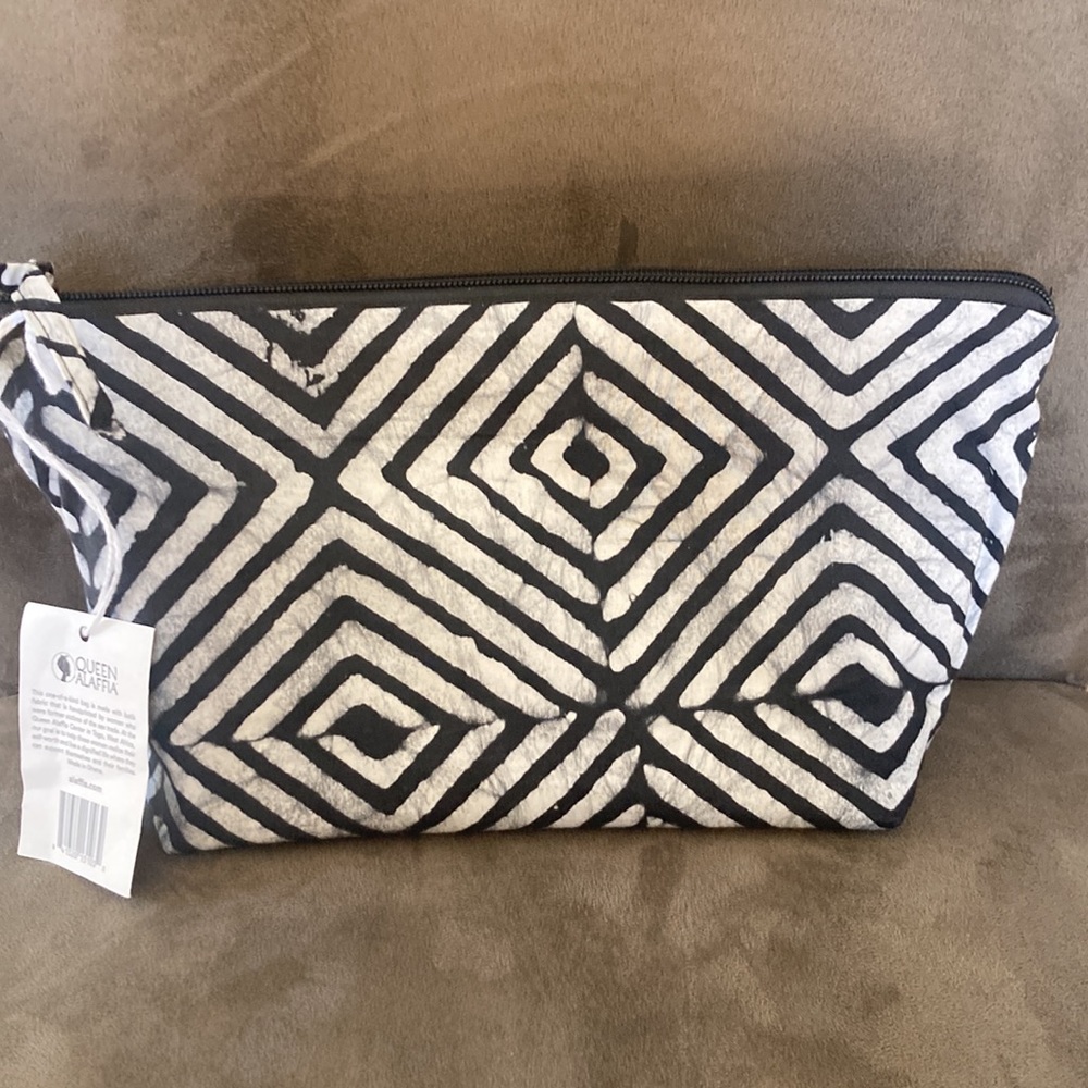 NWT Makeup Bag from Queen Alaffia